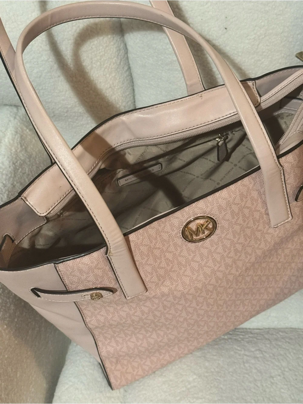 Michael Kors Carmen Large North South Zip Tote (blush pink) - Picture 9 of 13